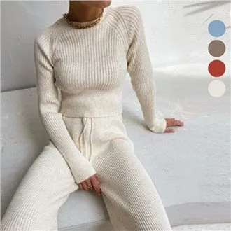 Ayollar uchun katta o'lchamli 2 dona sviter